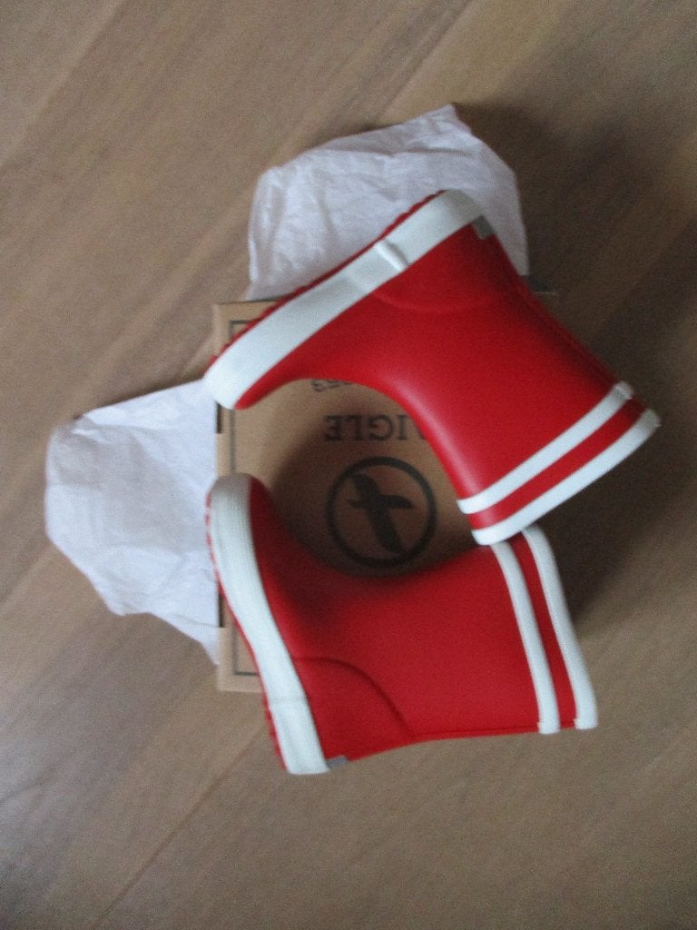 aigle laarsjes maat 22 rood nieuw/sokken nieuw, Neuf, Enlèvement, Bottes, Garçon ou Fille