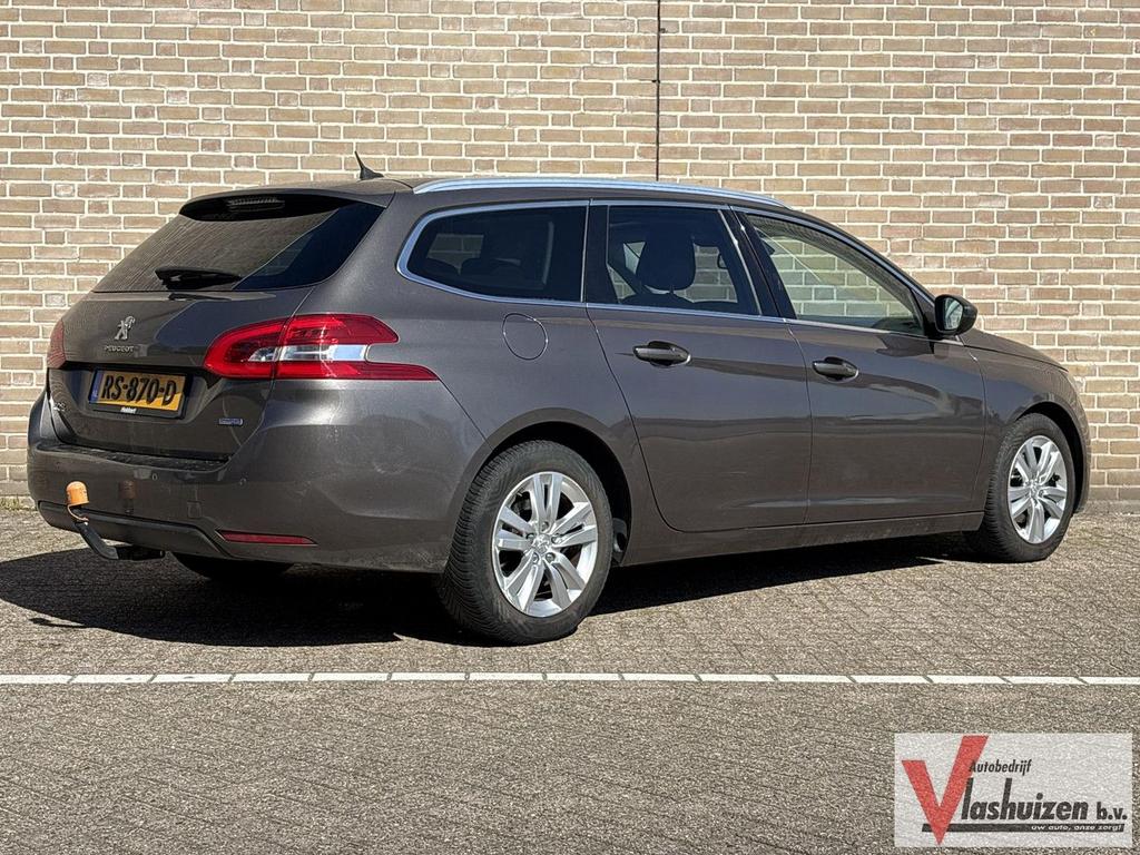 Peugeot 308 SW 1.6 BlueHDI Active | Navi | Climate | Cruise, Auto's, Peugeot, Parkeersensor, 85 g/km, Bedrijf, Zilver of Grijs