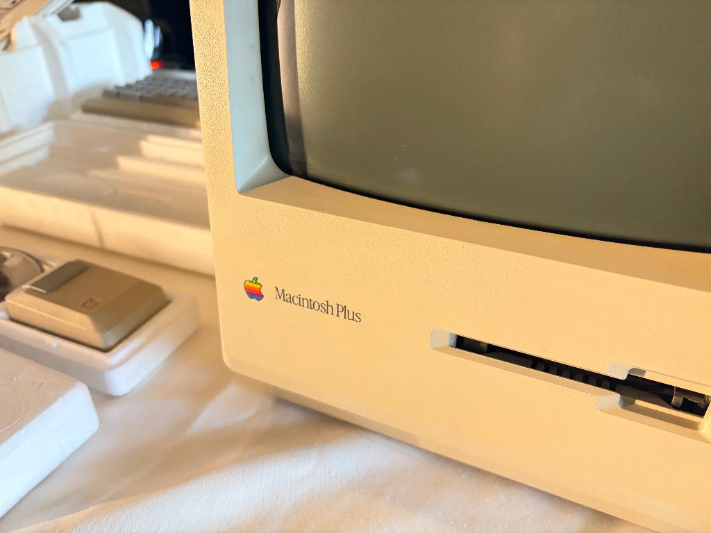 macintosh, Ophalen, Apple