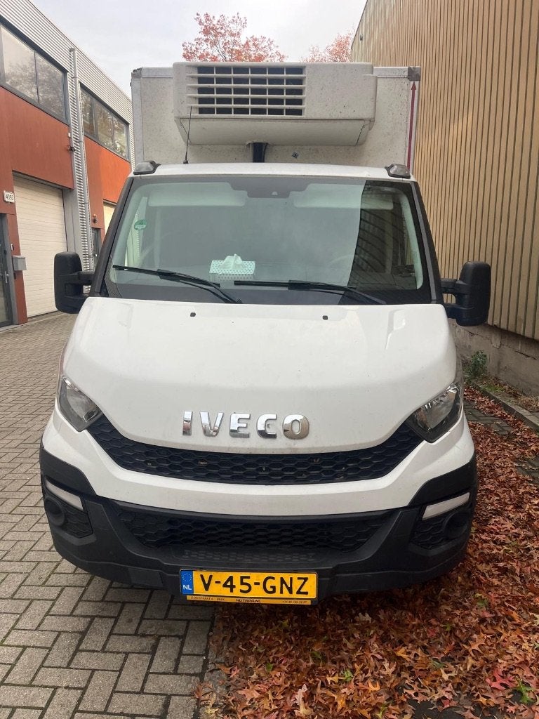 Iveco 35c13 koelwagen, Auto's, Voorwielaandrijving, Stof, Zwart, 4 cilinders