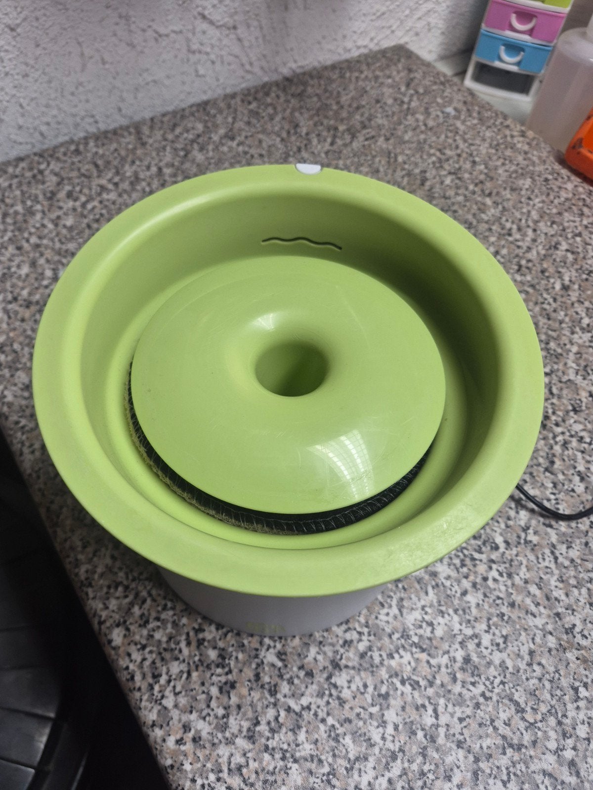 drinkbak water fontein voor hond of kat met filter, Dieren en Toebehoren, Ophalen of Verzenden