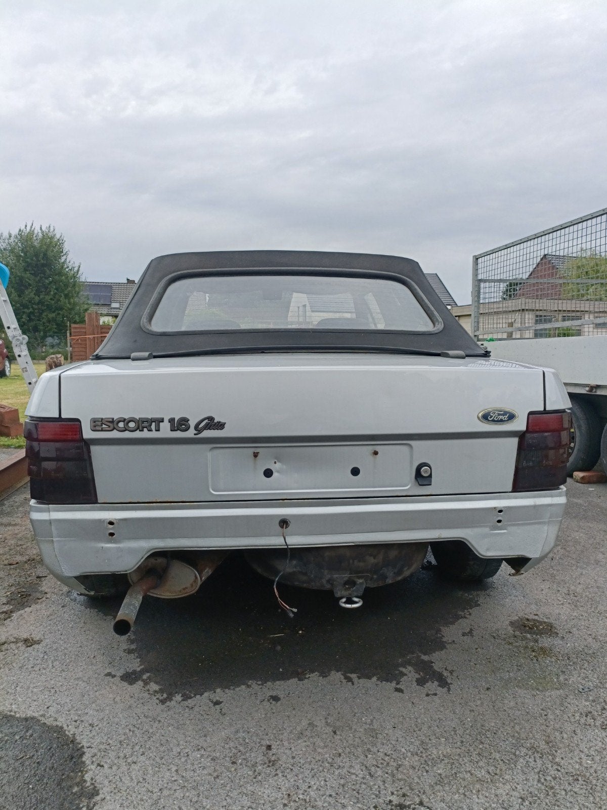 Ford Escort Ghia Cabriolet 1989 – 1.6 Essence – À restaurer, Autos, Escort, Achat, Cabriolet, Boîte manuelle
