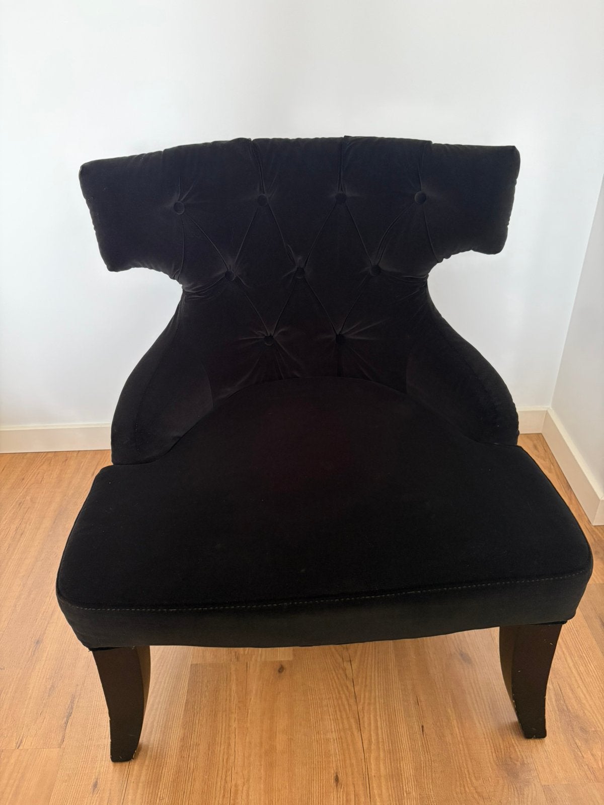Zwarte fluwelen fauteuil, Huis en Inrichting, Stoelen, Zwart, Ophalen of Verzenden, Zo goed als nieuw, Eén