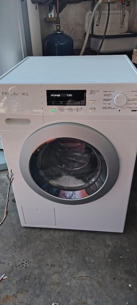 Machine à laver MIELE W1, 1200 à 1600 tours, 6 à 8 kg, Reconditionné, Chargeur frontal