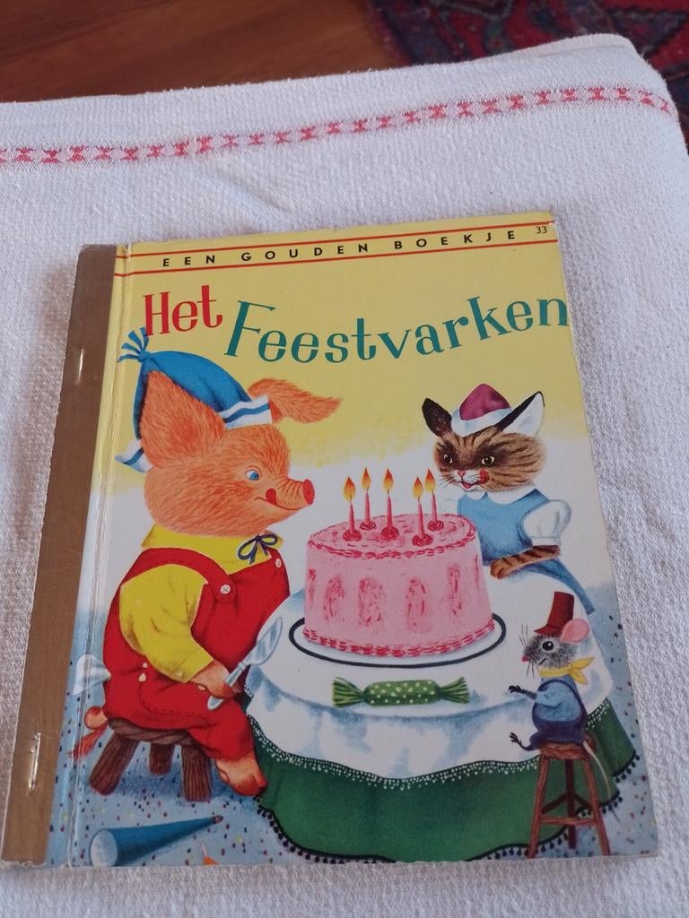 Een gouden boekje nr 33 het feestvarken, Ophalen of Verzenden, Zo goed als nieuw, Han g. Hoekstra