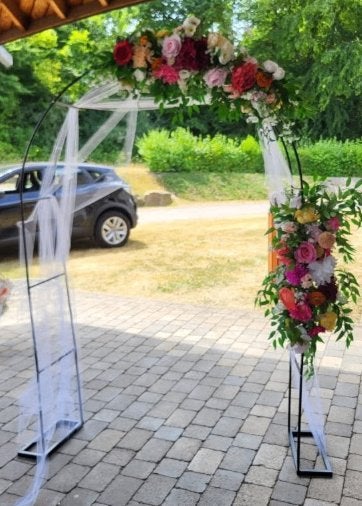 Arche de cérémonie fleurie, Enlèvement, Comme neuf, Article de fête