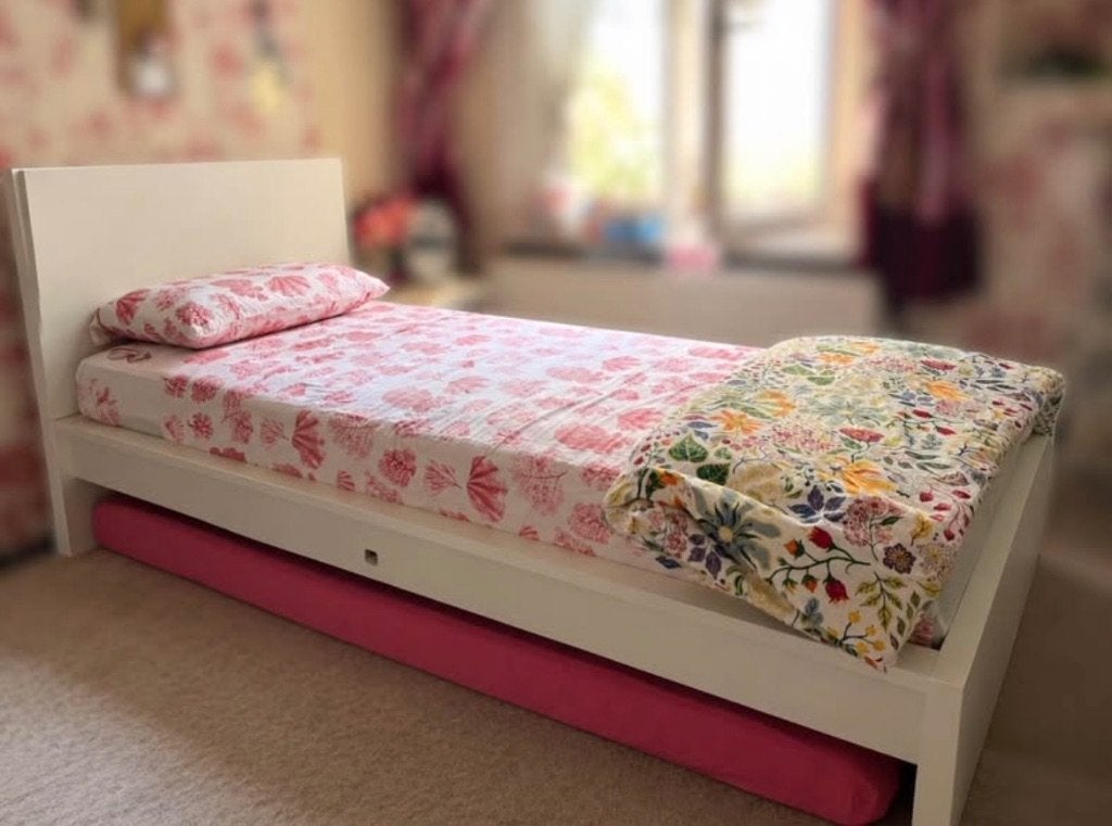 IKEA BED + MATRAS, Ophalen, 100 cm, Eenpersoons, Wit