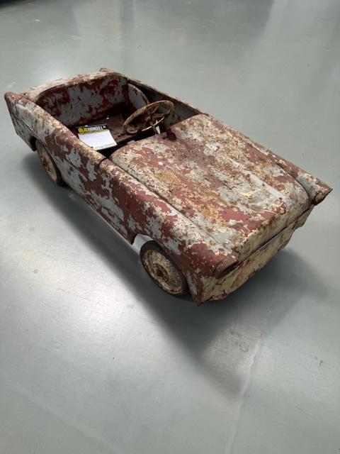 Trapauto in metaal jaren 50, Ophalen