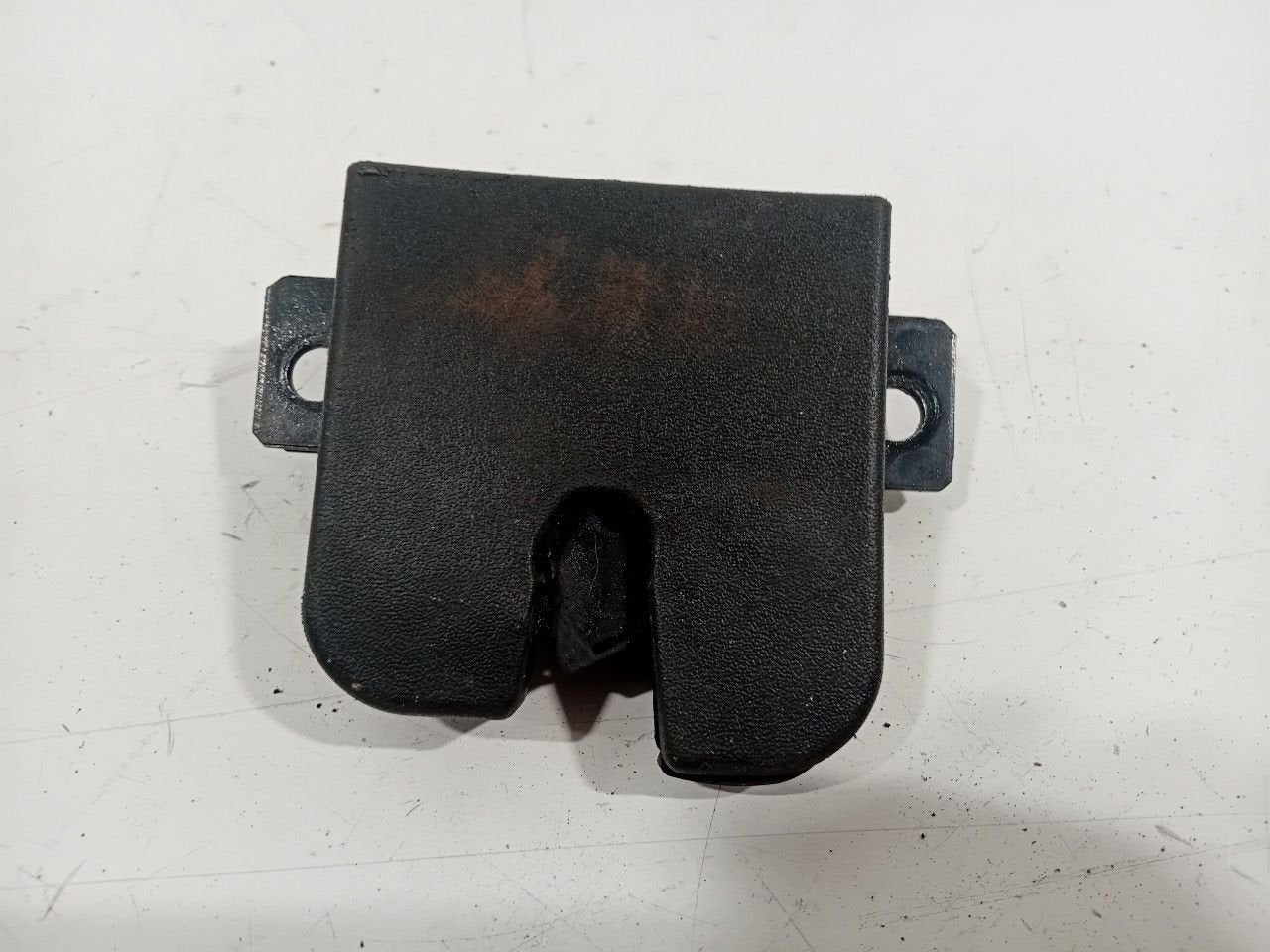 Slot mechaniek kofferdeksel achterklep elektrisch Volkswagen, Auto-onderdelen, Onderdelen@venauto.nl, Van der Ven Autorecycling B.V.