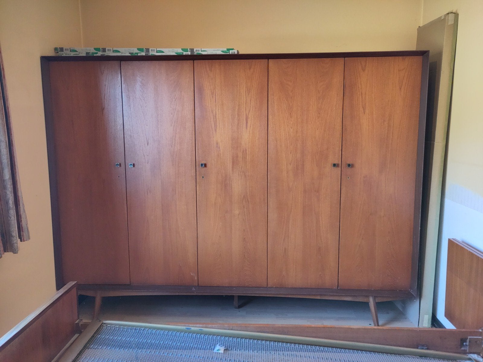 Vintage kast en dressoir jaren 60' Leopoldsburg, Antiek en Kunst, Ophalen