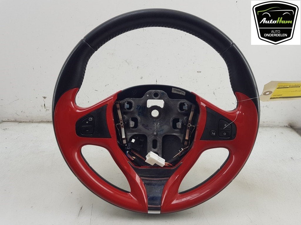 VOLANT DIRECTION Renault Clio IV (5R) (|484006096R|), Renault, Utilisé, Peter-Huppertz-Straße 5
51063  Köln, DE, Dialog.deutschland@renault.de