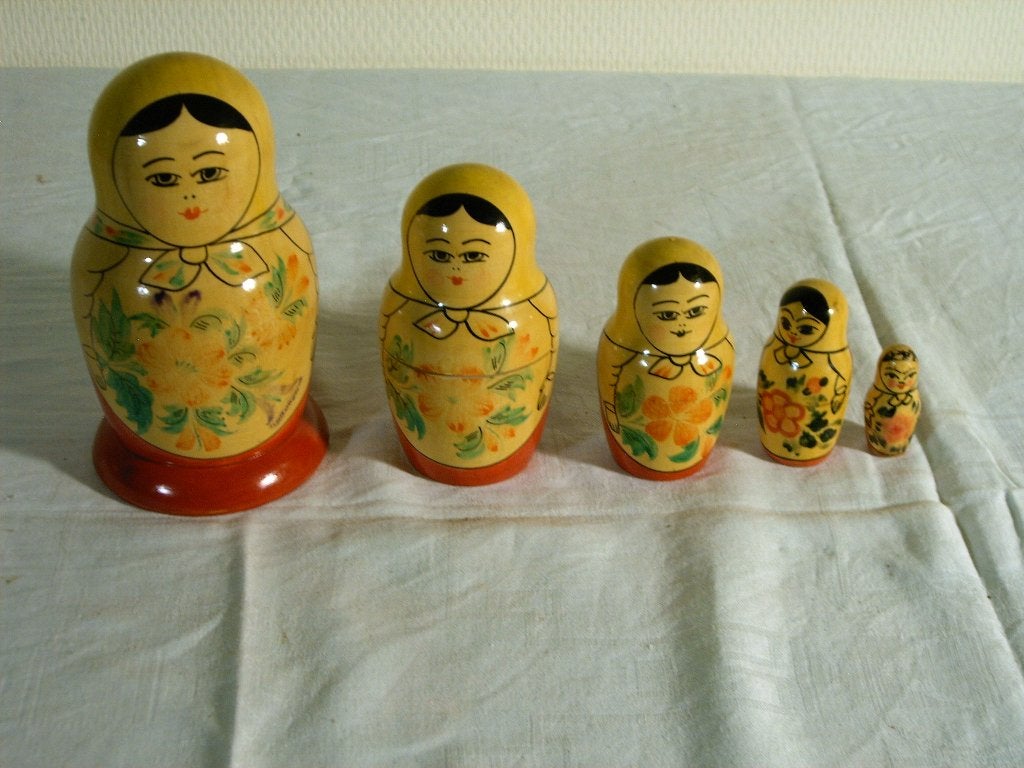 Ensemble de matriochka russe vintage authentique., Antiquités & Art, Enlèvement ou Envoi