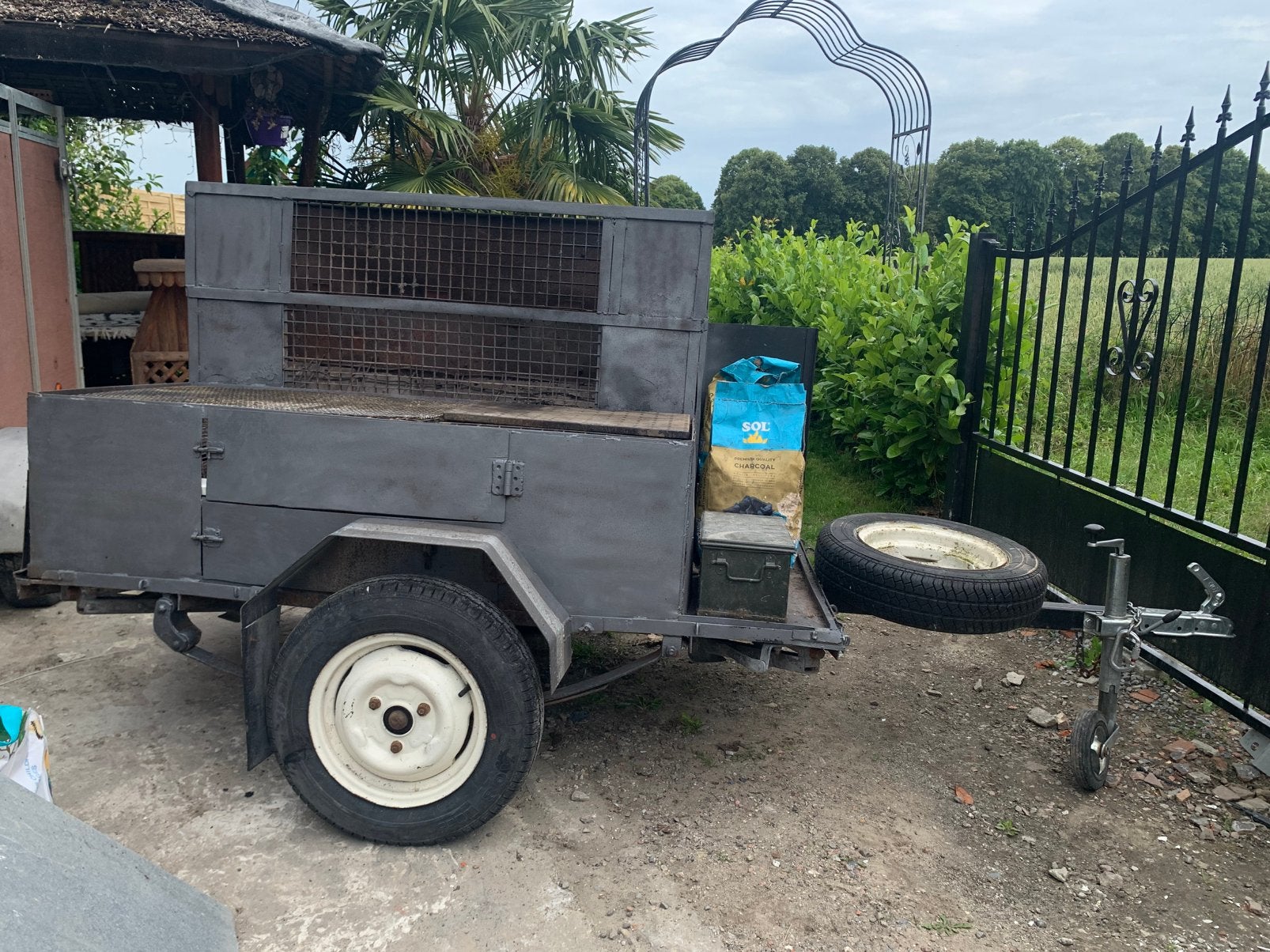 Location barbecue, Enlèvement ou Envoi, Comme neuf