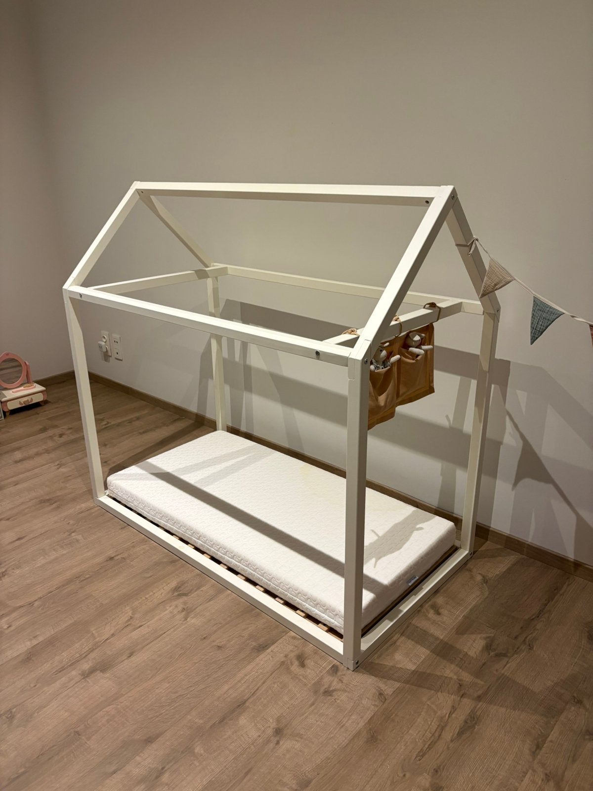 Lit Childhome + sommier à lattes + ensemble matelas, 70 à 85 cm, Comme neuf, Sommier à lattes, Enlèvement