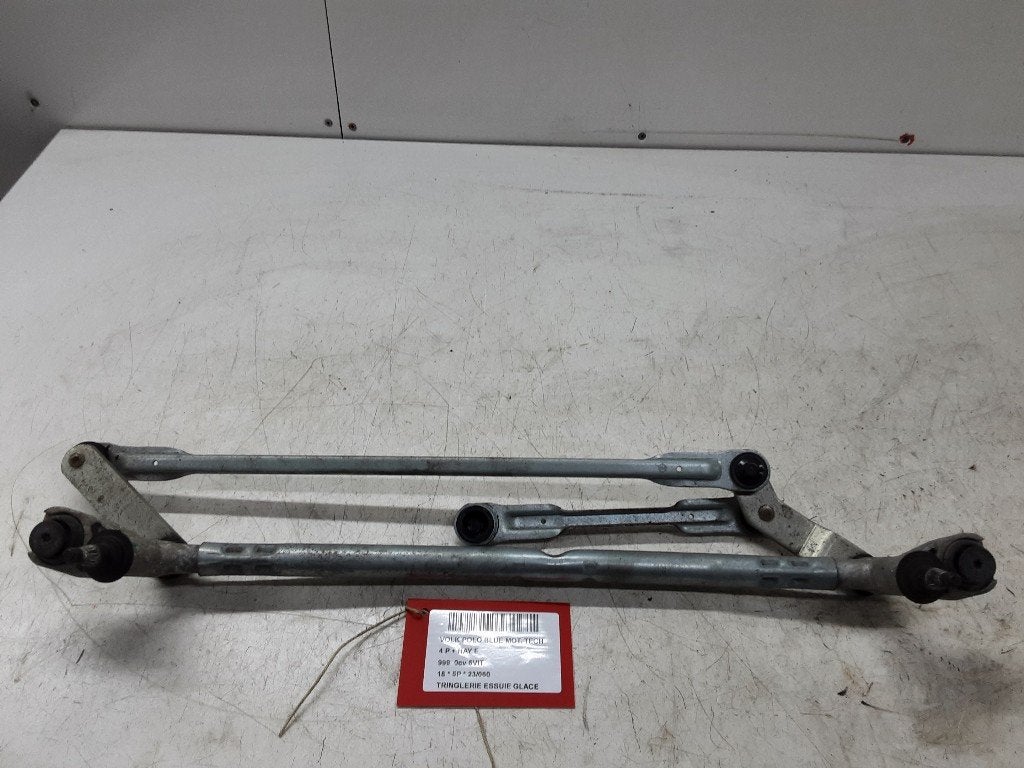 MECANISME ESSUIE-GLACE Volkswagen Polo VI (AW1), Volkswagen, Mevr. I. Hauben, Utilisé, Rue de l'Espoir 34 34
4030  GRIVEGNÉE, BE