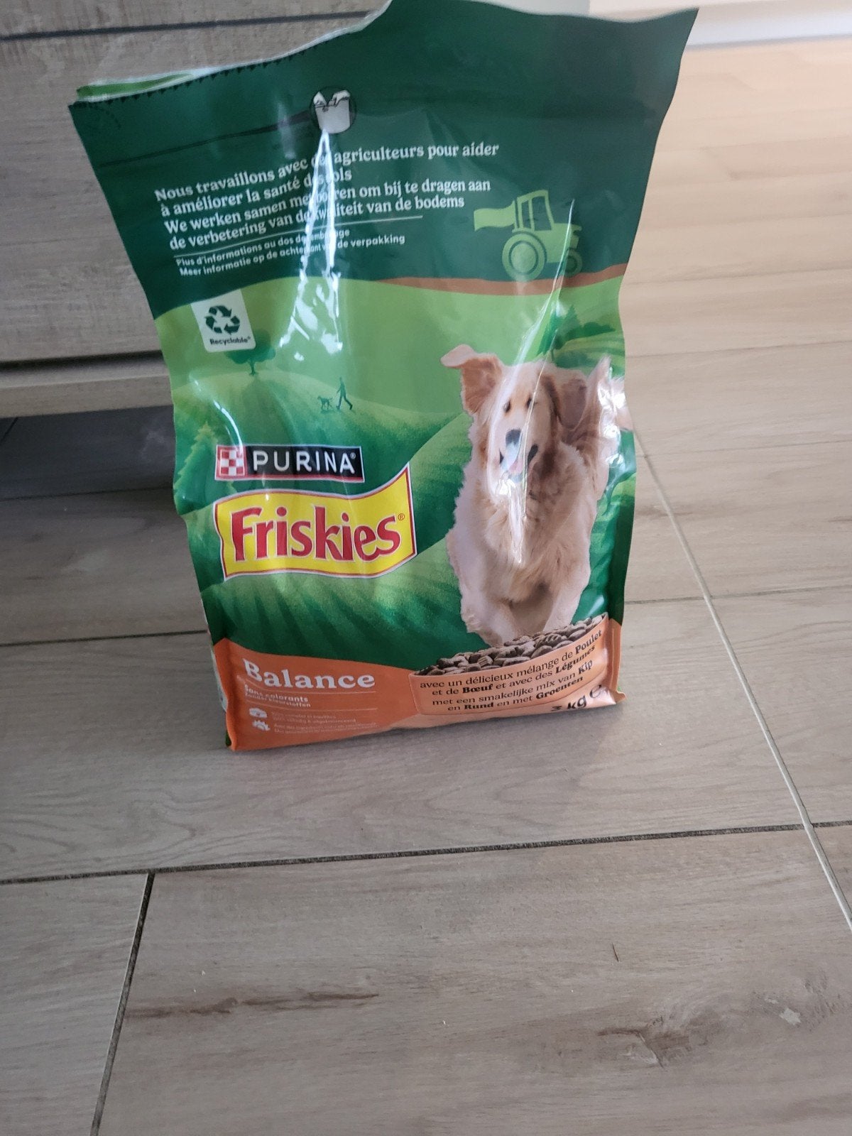 Zak friskies balance hondenbrokken, Ophalen, Hond