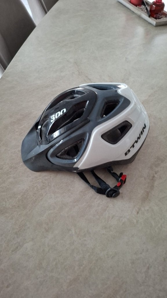 fietshelm, Fietsen en Brommers, Ophalen, Zo goed als nieuw, Overige maten, Heer of Dame