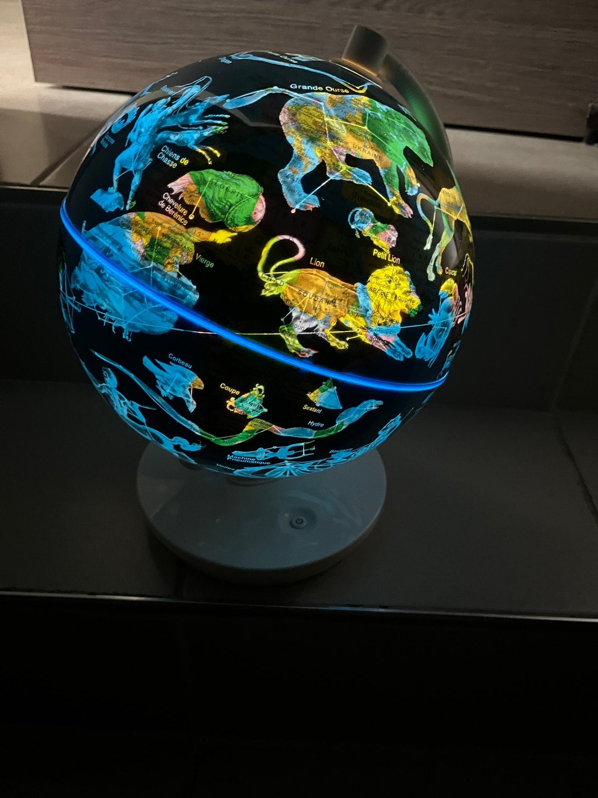 Globe lumineux, Maison & Meubles, Accessoires pour la Maison | Globes, Enlèvement, Comme neuf