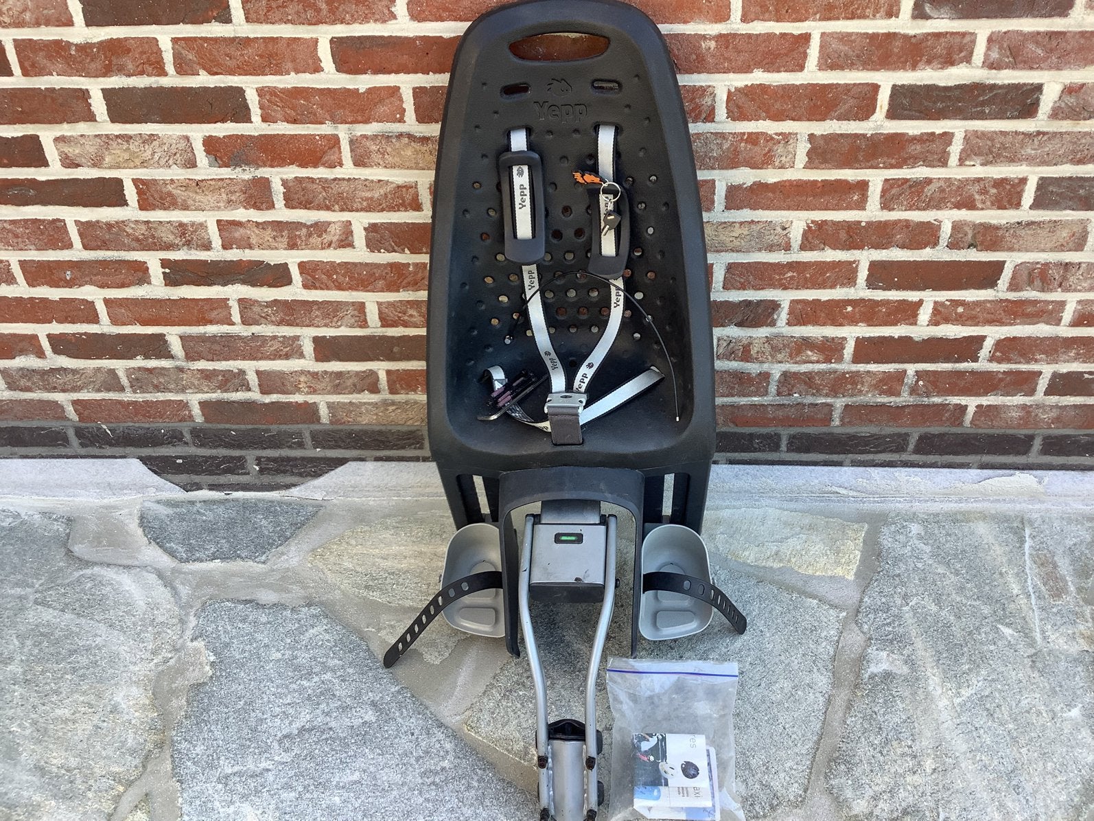 Fietsstoel  Yepp tot 22 kg (OPHALEN In Hamme), Ophalen, Achterzitje, 15 t/m 36 kg, Gebruikt