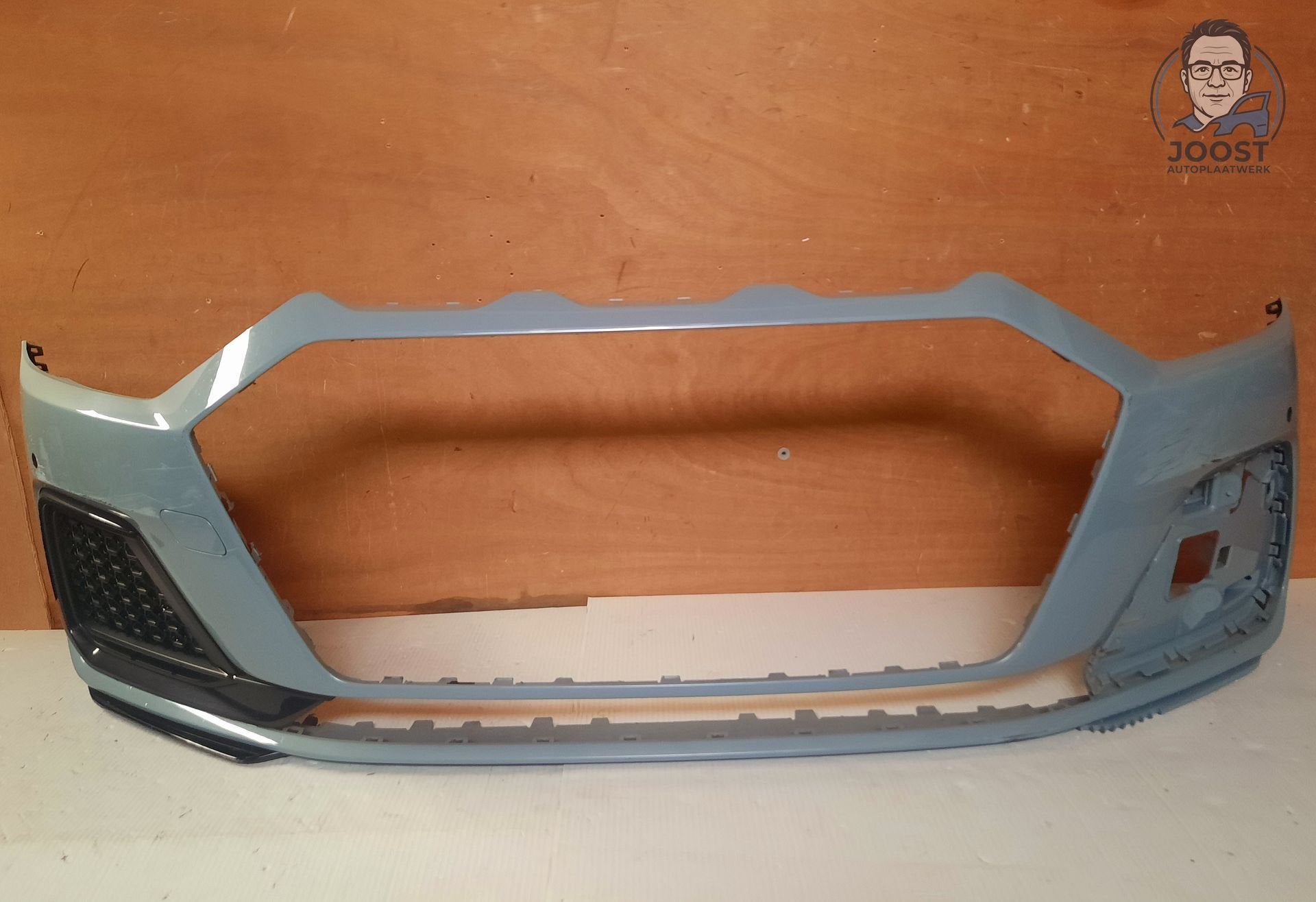 Voorbumper Audi A1 82A v.a 2018 2xPDC 82A807437A, Auto-onderdelen, Gebruikt, -, Voor, Bumper