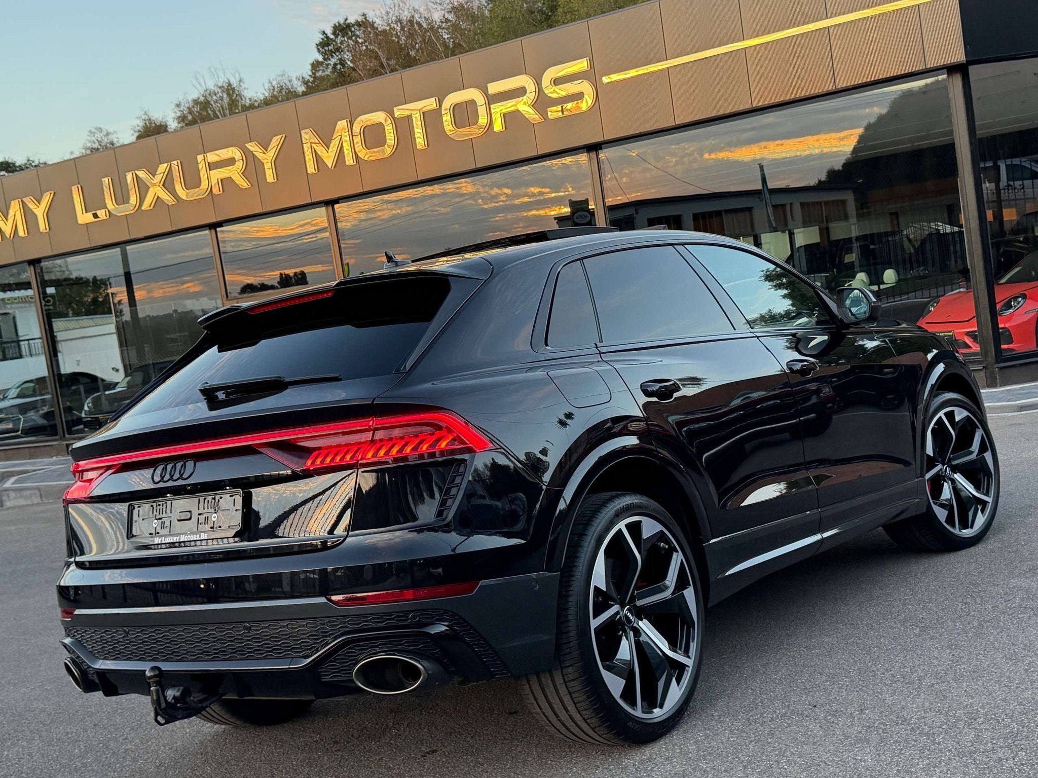 Audi RS Q8 4.0 V8 TFSI QUATTRO UTILITAIRE RS DYNAMIC BRAKE C, Auto's, Zwart, Bedrijf, 5 zetels, 441 kW