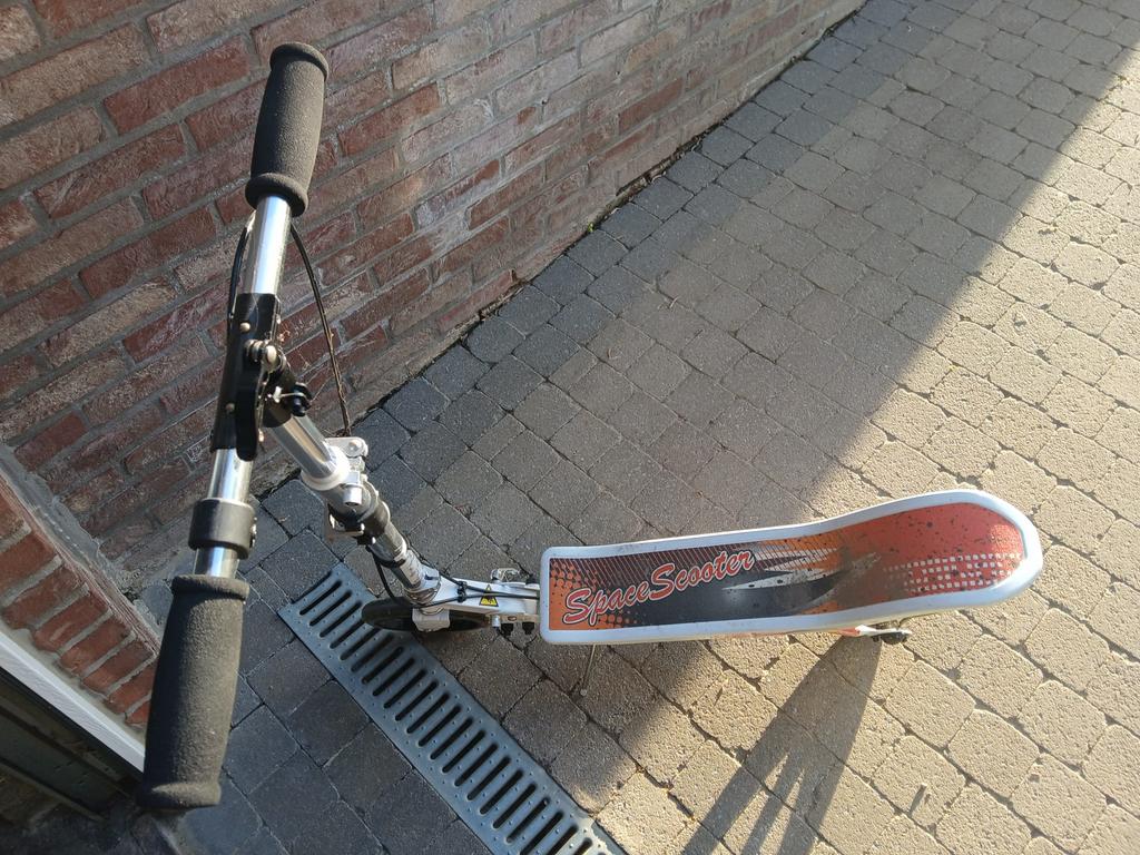 Space scooter step, Fietsen en Brommers, Ophalen, Zo goed als nieuw, Gewone step