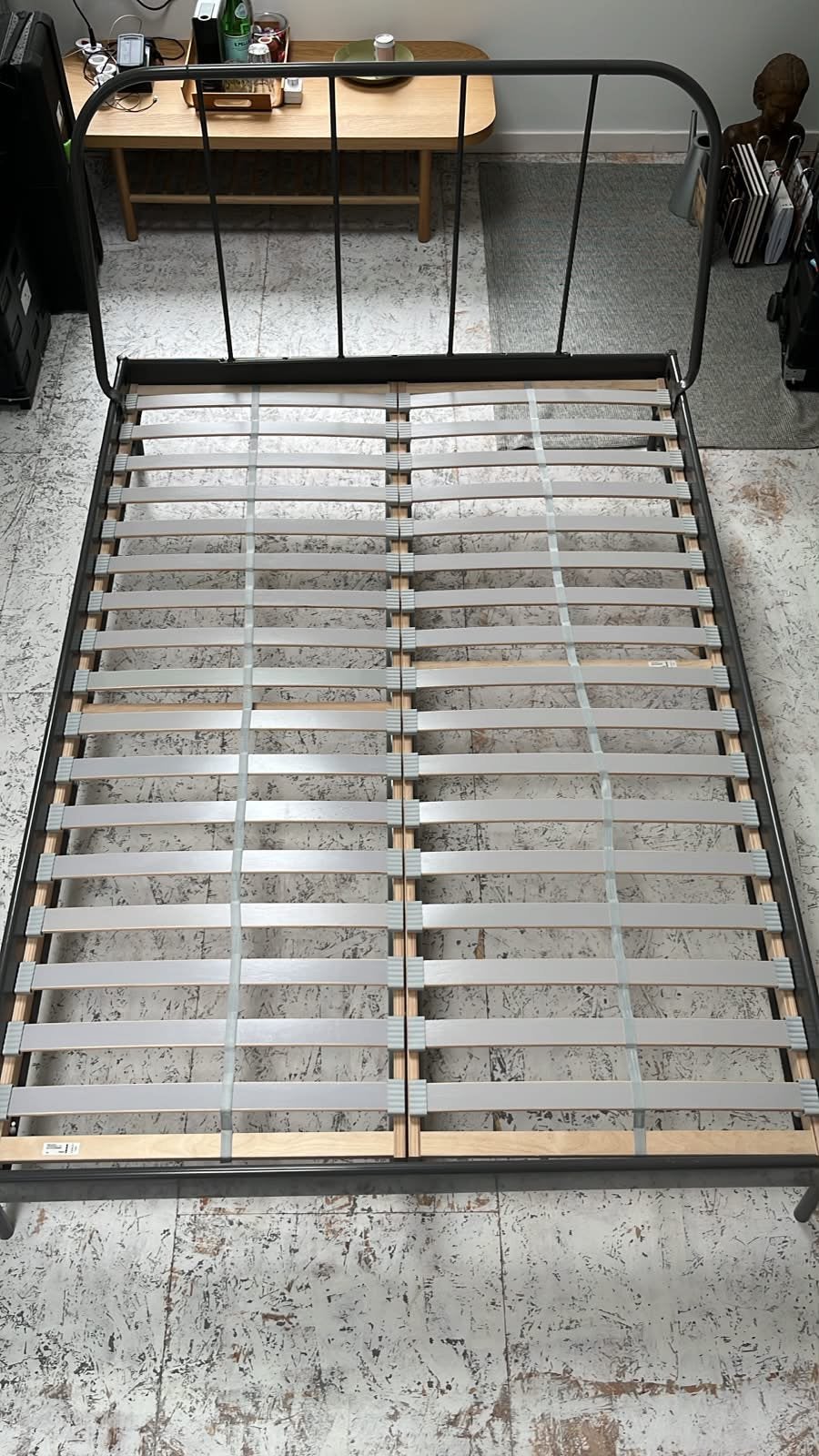 Lit IKEA 140 x 200 - cadre - sommiers - matelas, Gris, 140 cm, Enlèvement, Utilisé