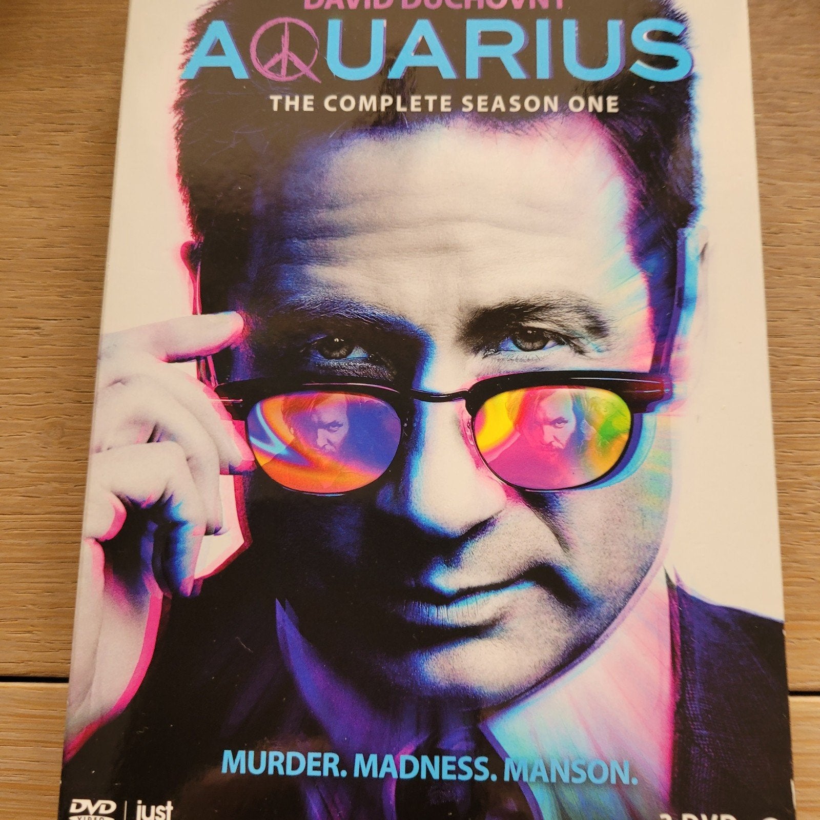Aquarius  "the complete season one", Envoi, Anglais, Saison 1, Néerlandais