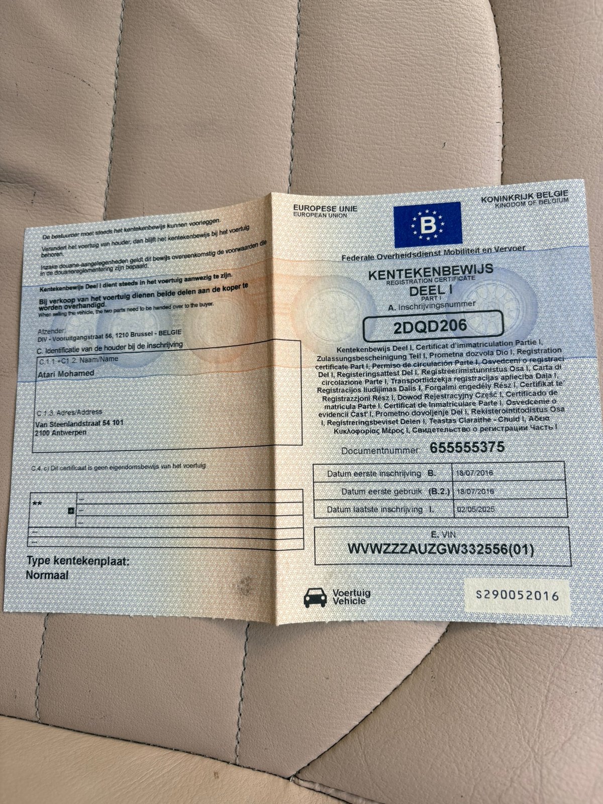 Volkswagen Golf, Auto's, Automaat, 4 cilinders, Zwart, Leder