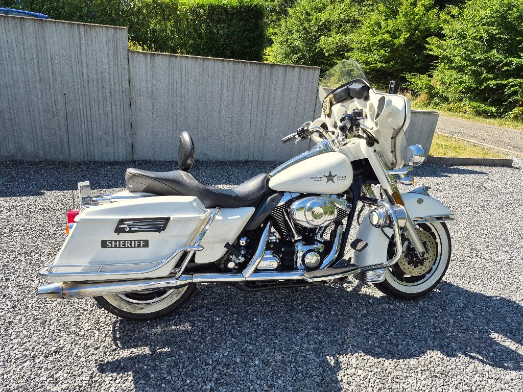 HARLEY-DAVIDSON STREET GLIDE 1600 — SNELWEGPATROUILLE, Motoren, Motoren | Harley-Davidson, 2 cilinders, Occasion, 1600 cc, Particulier