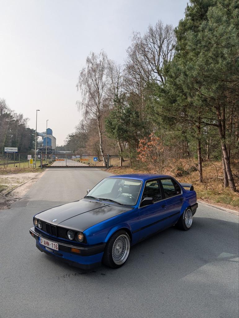 E30 316i interessepeiling, Auto's, BMW, Particulier, Zwart, Zwart, Ophalen