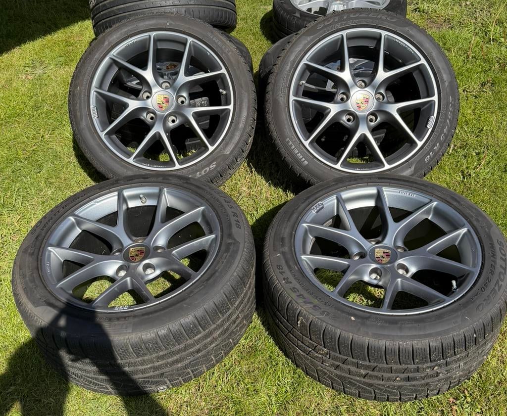 Jantes Porsche pneus d'hiver Pirelli 18 pouces., Autos : Pièces & Accessoires, Enlèvement, Avant, Porsche