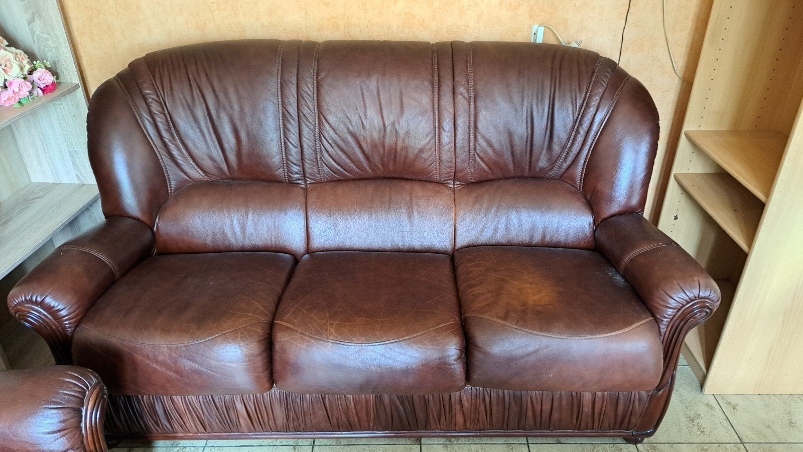 A vendre Salon en cuir   3places et 2 places 200 euro, Enlèvement, Cuir