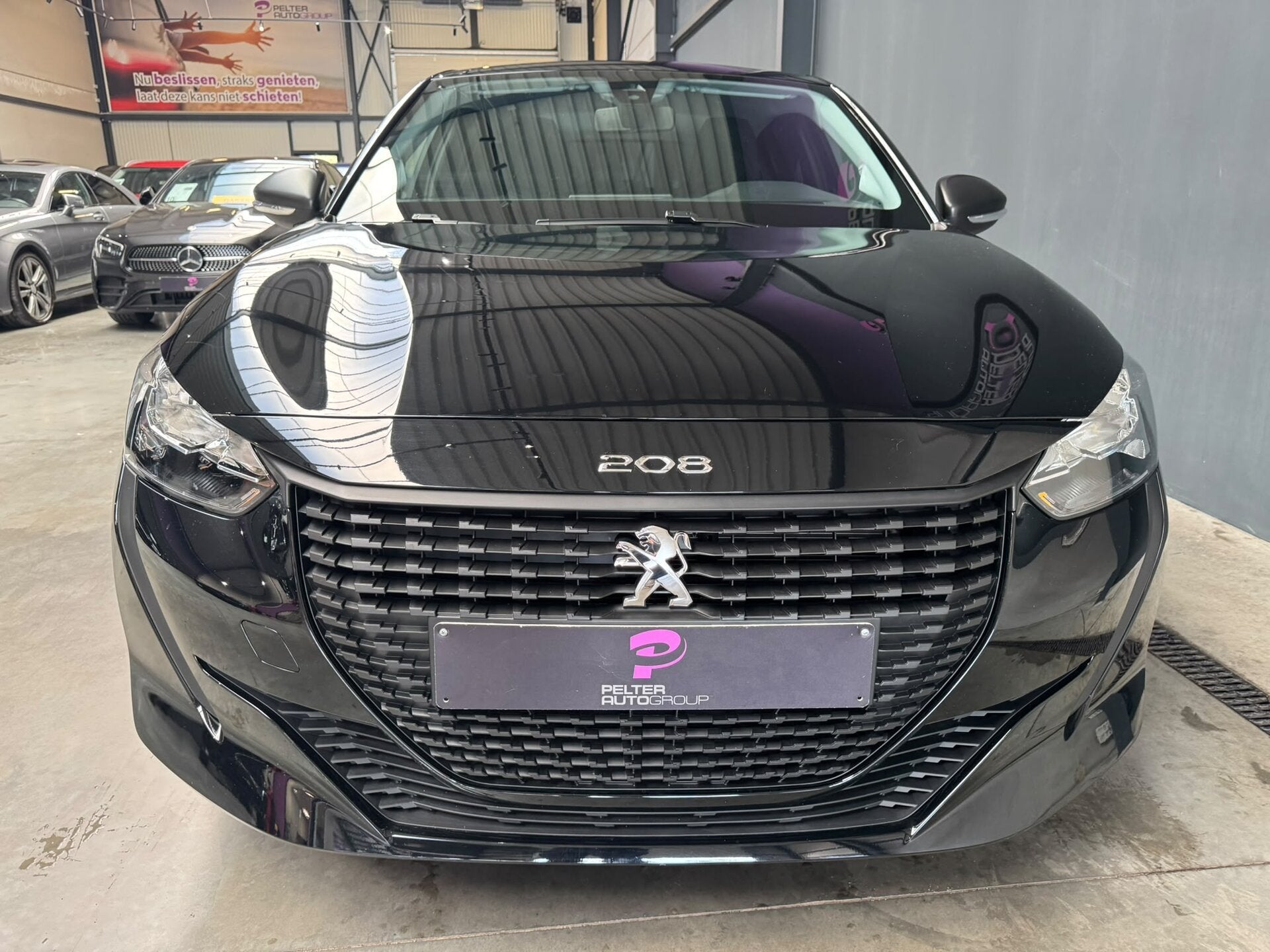 Peugeot 208 1.2i 1ste eig. Navigatie, Auto's, 0 kg, 75 pk, 0 kg, Zwart