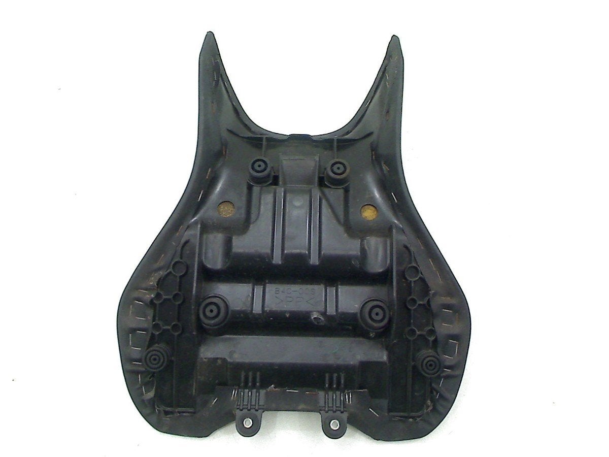 BUDDYSEAT VOOR MT 07 2021-2024 (MT07 MT-07 FZ-07 RM341), Yamaha Motor Europe N.V., Gebruikt, Customersupport@yamaha-motor.co.uk