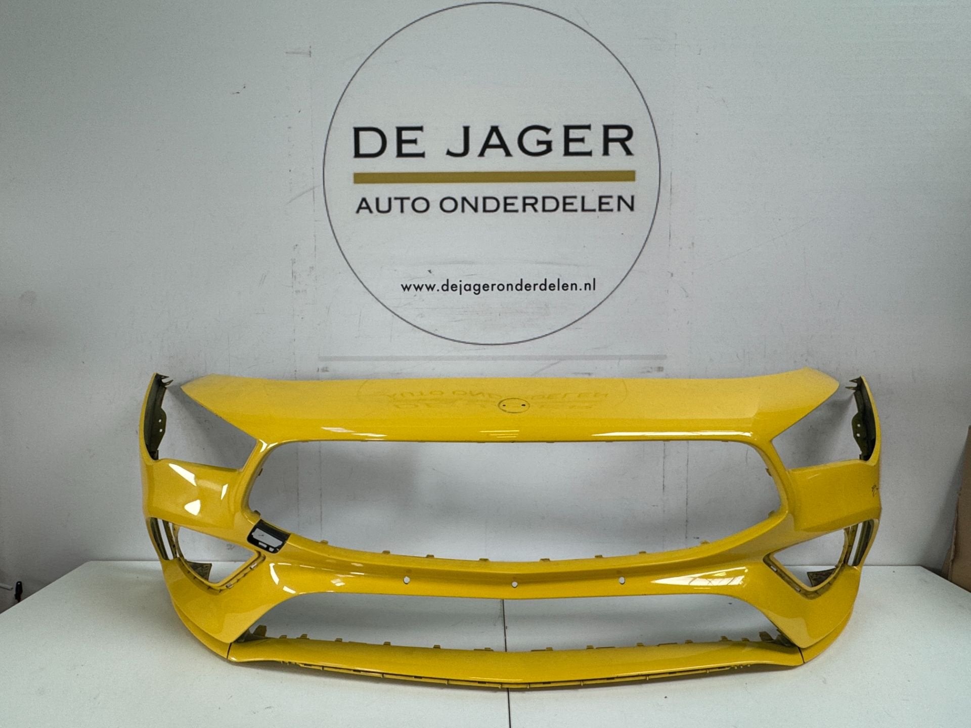 PARE-CHOC AVANT MERCEDES CLA W118 AMG, Mercedes-Benz AG, Pare-chocs, Mercedes-Benz, Utilisé
