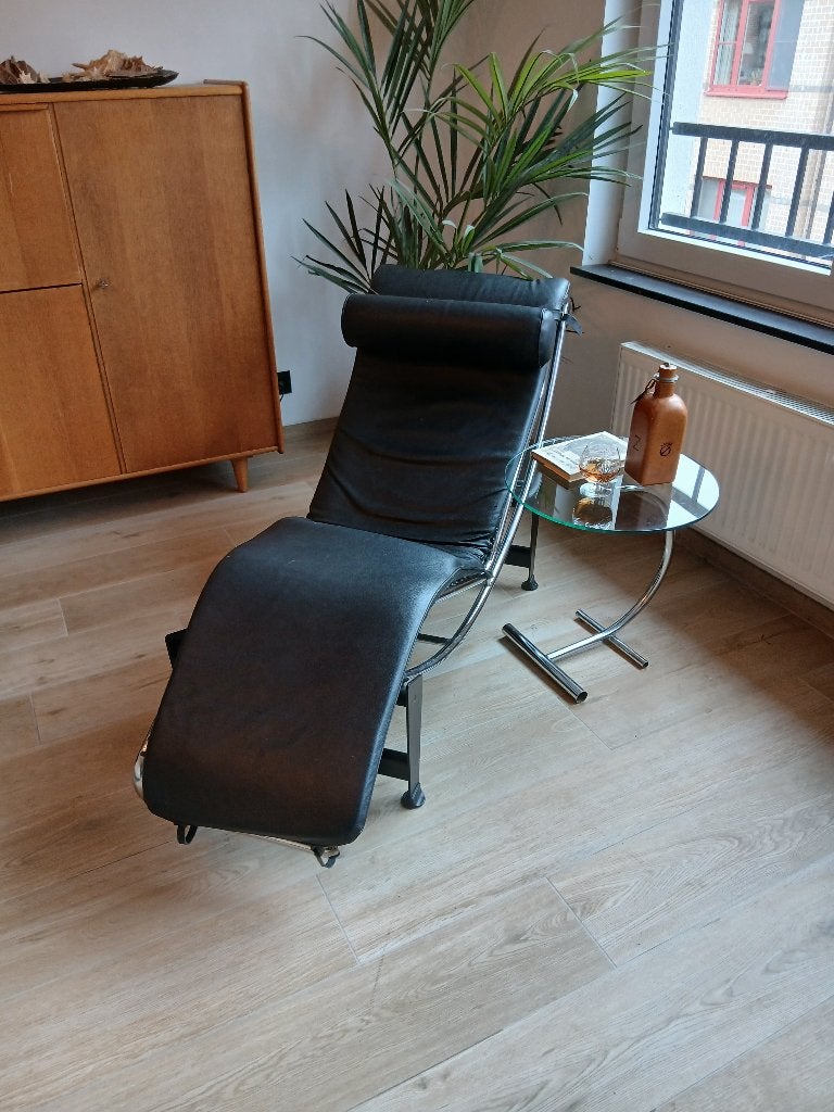 LC4 Chaise Longue (Replica) – Prachtige Vintage Staat, Moins de 75 cm, Moins de 150 cm, Une personne, Enlèvement