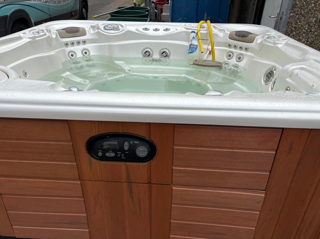 Te koop jaccuzi - Gratis levering - 1 jaar garantie, Enlèvement ou Envoi