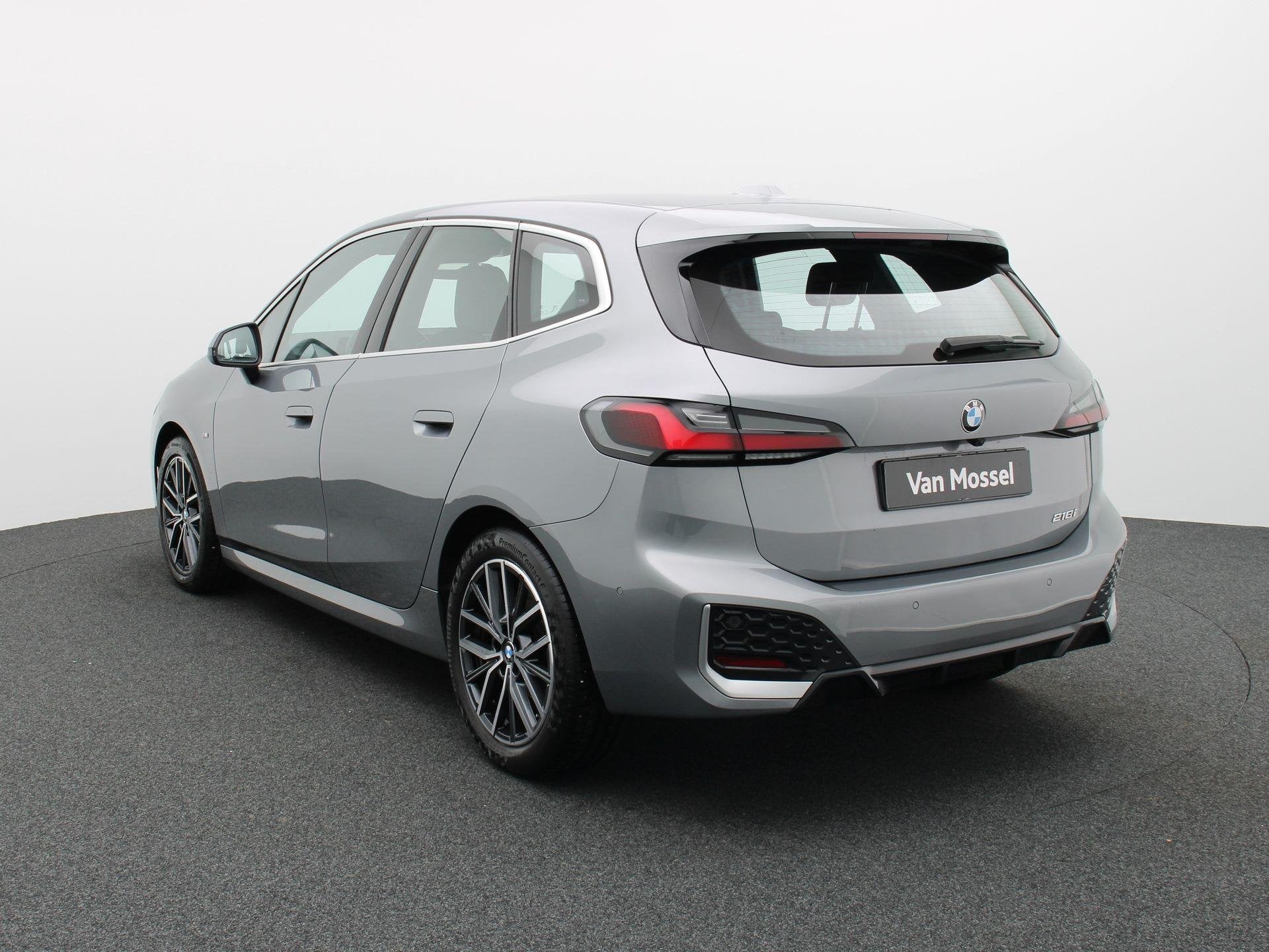 BMW 218I ACTIVE TOURER M-SPORT | NAVI | PDC | LED, Auto's, BMW, Dealer onderhouden, Zwart, https://public.car-pass.be/vhr/f3351807-a99d-4190-8dc7-7622c289faa6