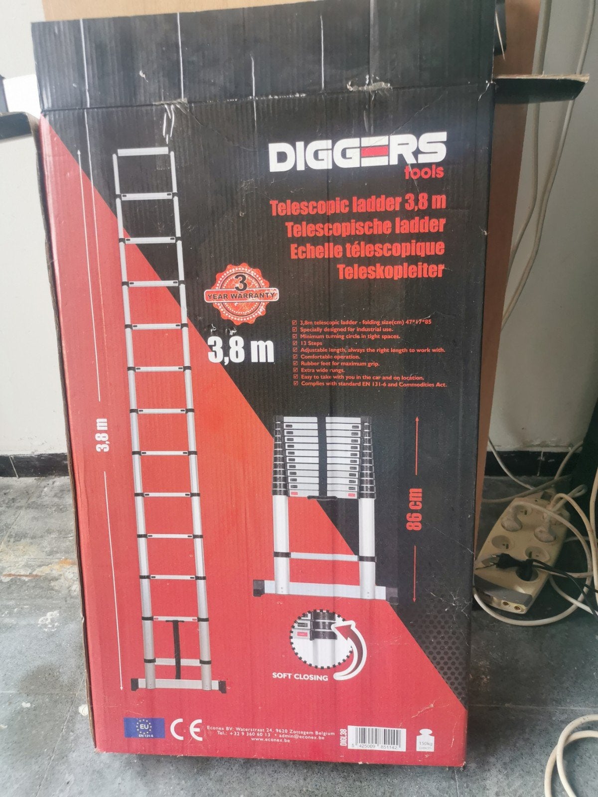 Échelle retractable 3,8 M., Bricolage & Construction, 2 à 4 mètres, Pliable ou rétractable/escamotable, Comme neuf, Échelle