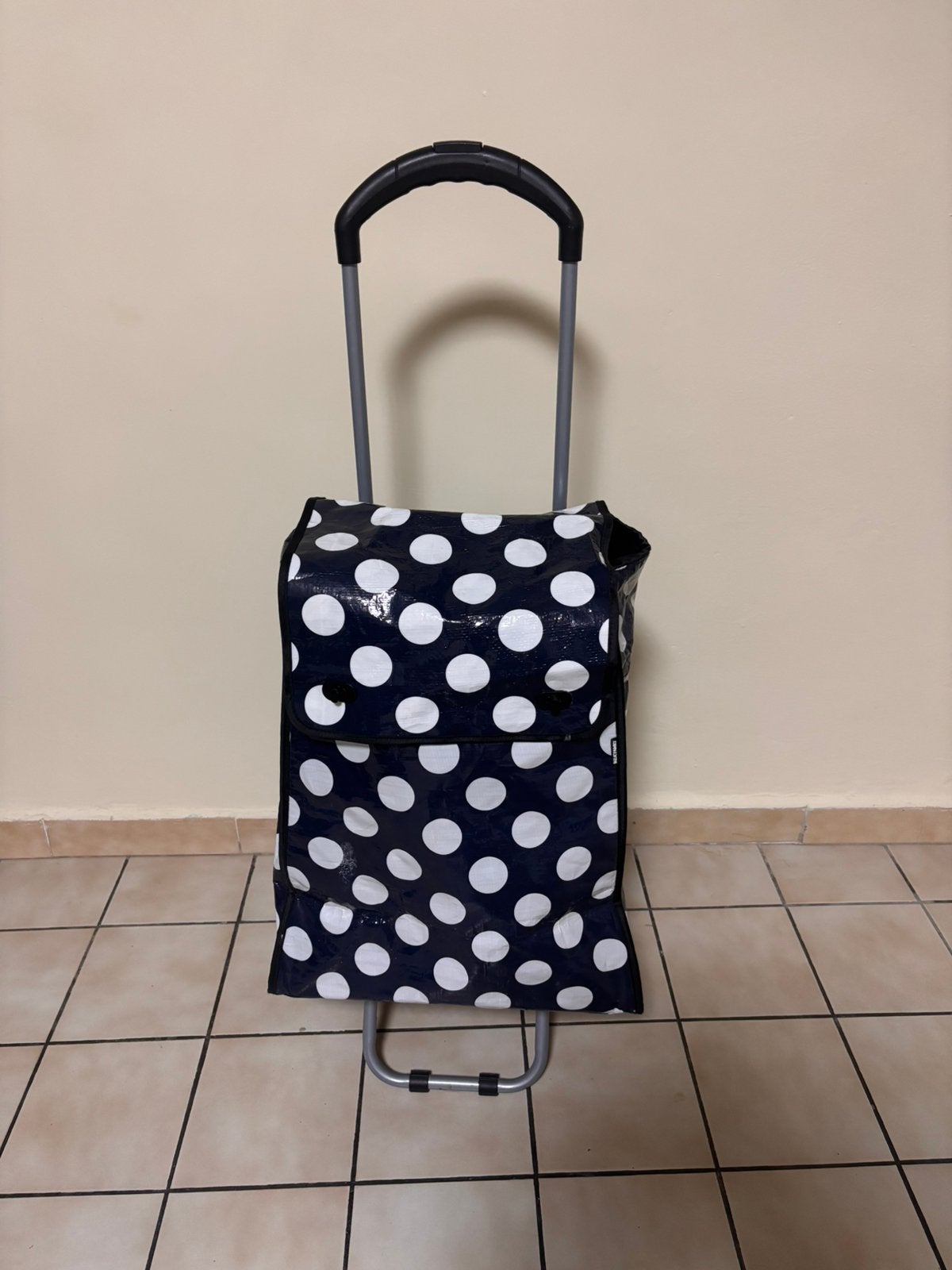 Trolley, Ophalen, Zo goed als nieuw, Zwart, Wieltjes