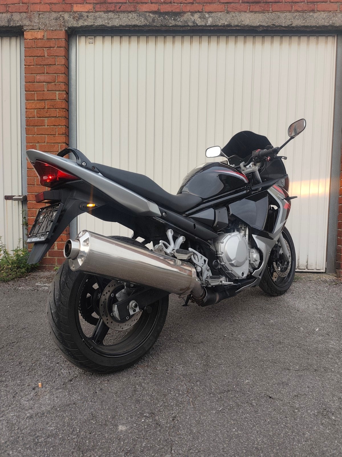 Suzuki gsx650f perfecte algemene staat, 4 cilinders, Motorrijbewijs A, Gebruikt, Meer dan 35 kW