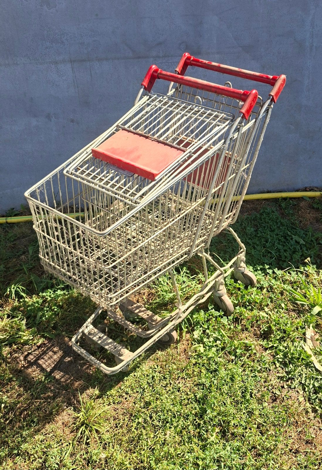 2 oude winkel karren / karretjes, Enlèvement, Utilisé