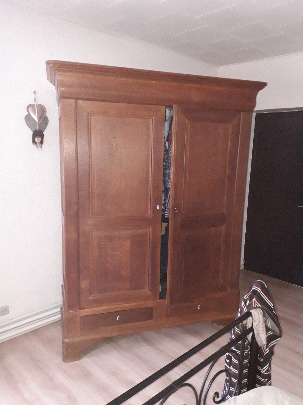 tres belle garde robe LOUIS PHILIPPE imp, Ophalen