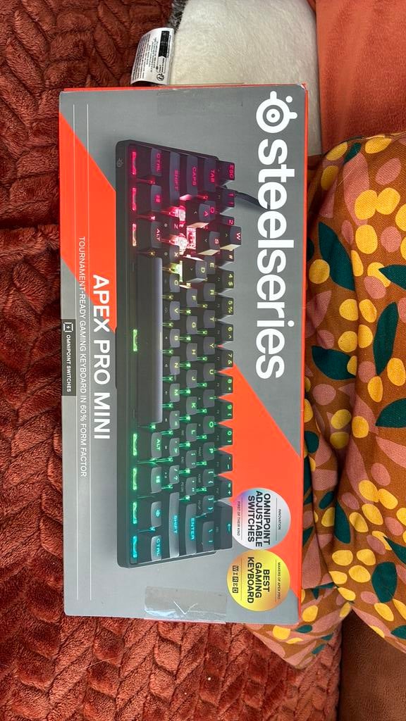Steelseries Apex Pro Mini, Computers en Software, Toetsenborden, Qwerty, Bedraad, Ophalen