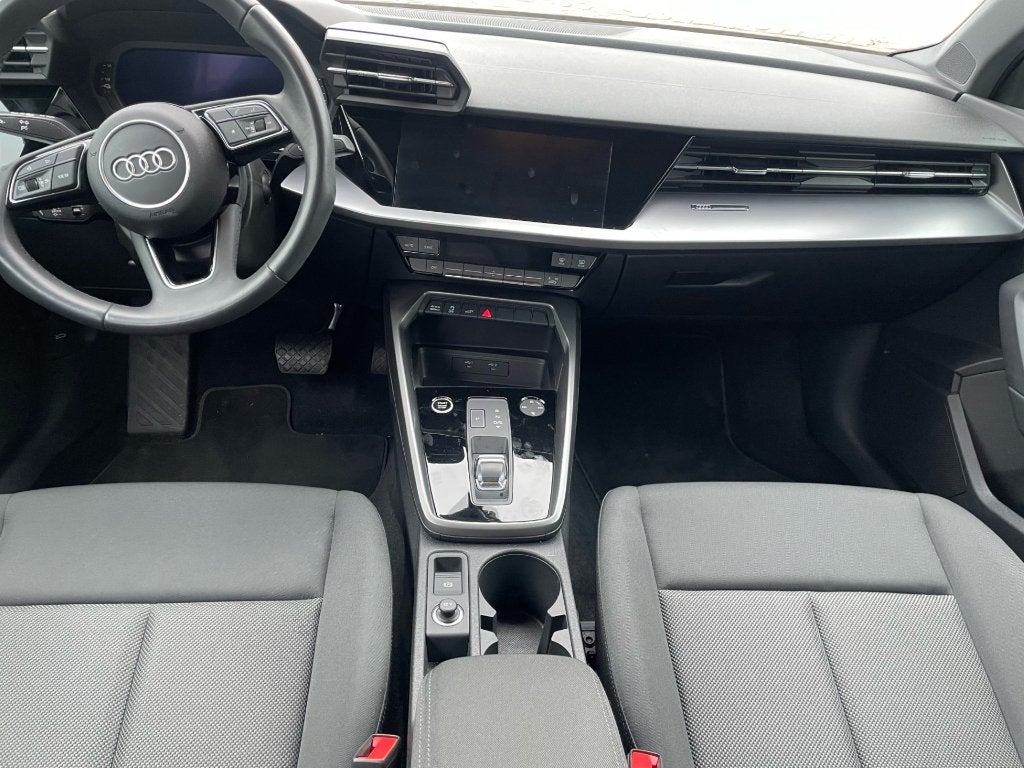 Audi A3 40TFSIe 24g/co Hybride 39230km 11/2023 27750€, Autos, Audi, 1395 cm³, Euro 6, Entreprise, Carnet d'entretien