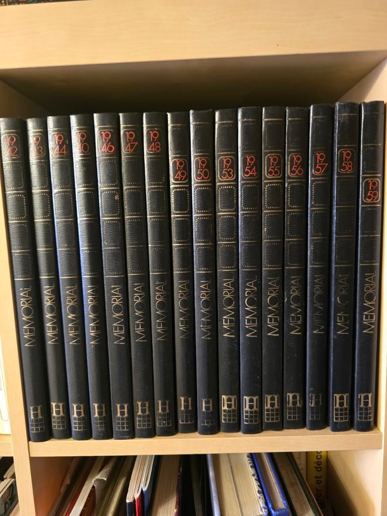 Memorial de notre temps édition Hachette, Livres