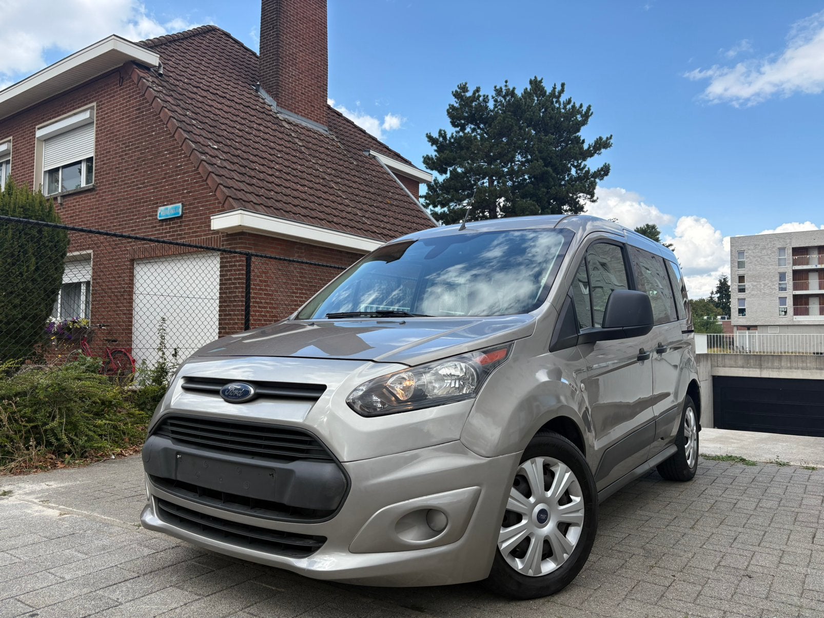 Ford Tourneo Connect - 2018 - Essence - (62 000km), Autos, Ford, Bluetooth, Achat, Euro 6, 5 portes