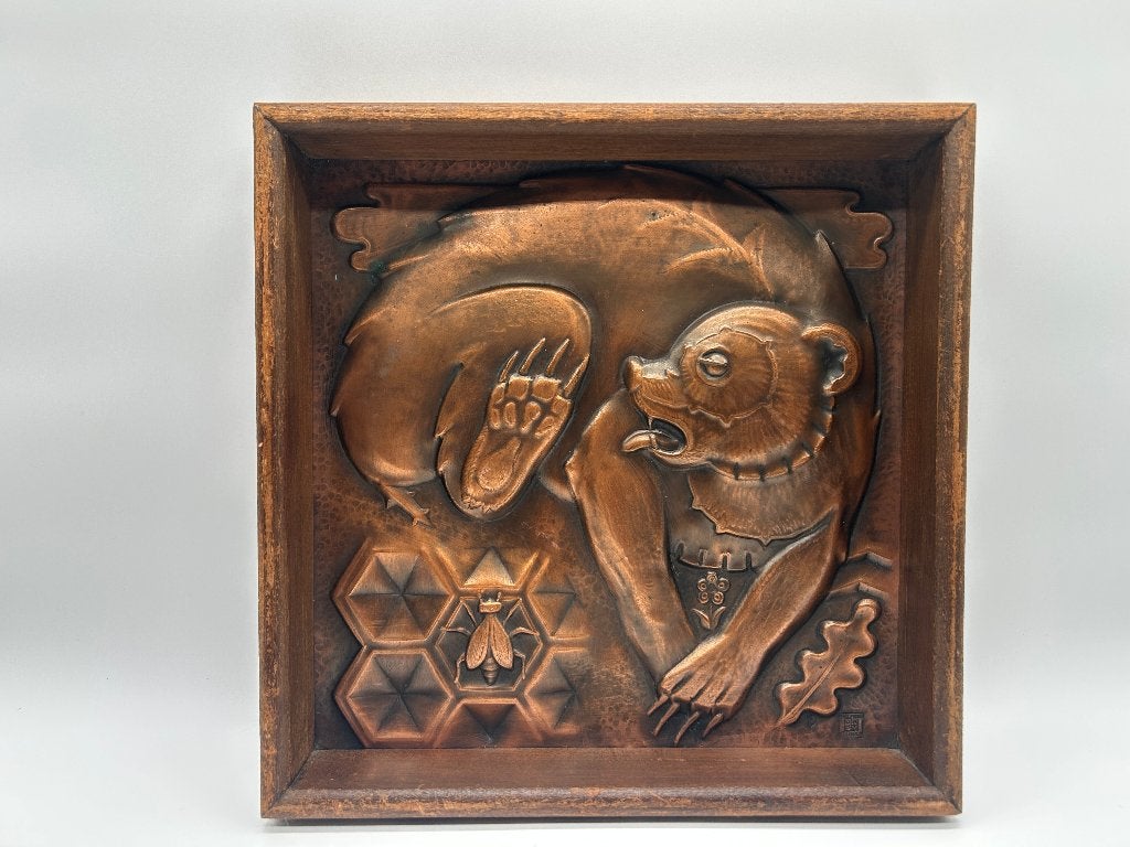Bas-relief ART DECO en dinanderie de Maredsous, Enlèvement