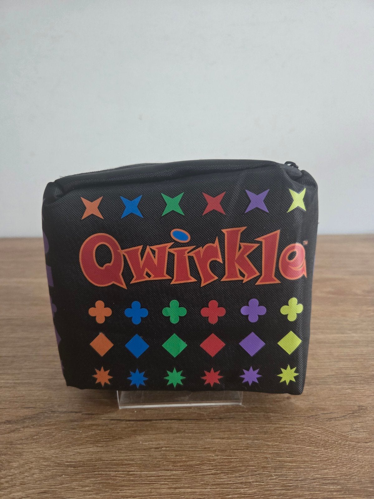 Qwirkle Reiseditie van 999 Games, Hobby en Vrije tijd, Gezelschapsspellen | Bordspellen, Reisspel, Ophalen of Verzenden